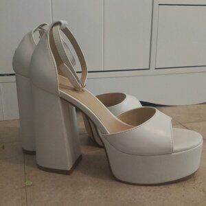 White platform chunky heels